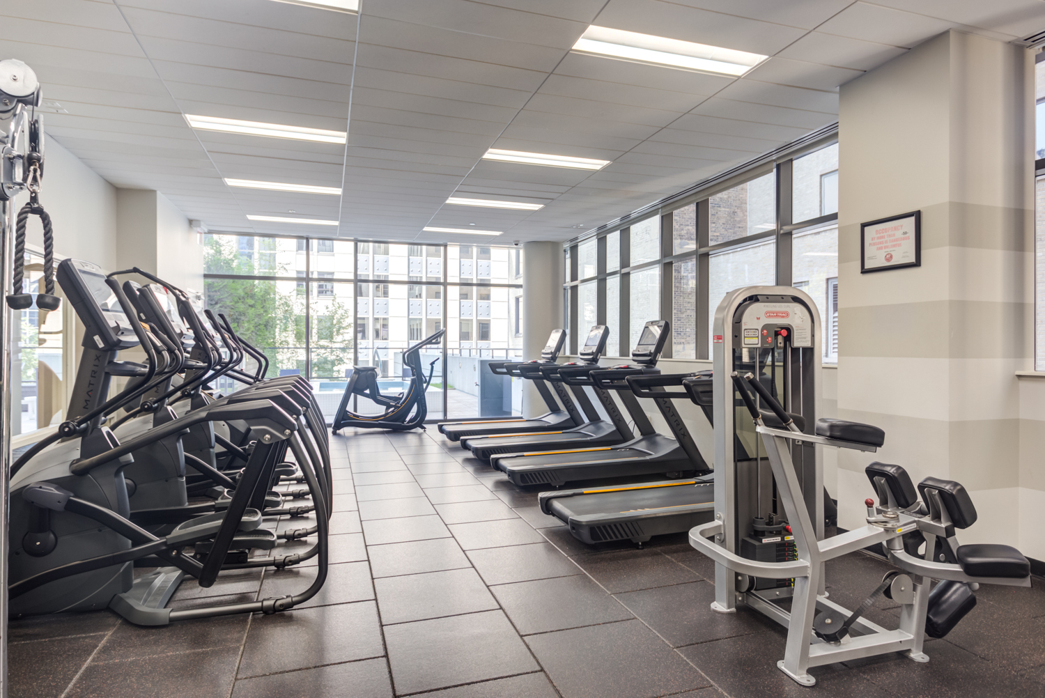 Chicago apartments with a gym at Lake & Wells with ellipticals.